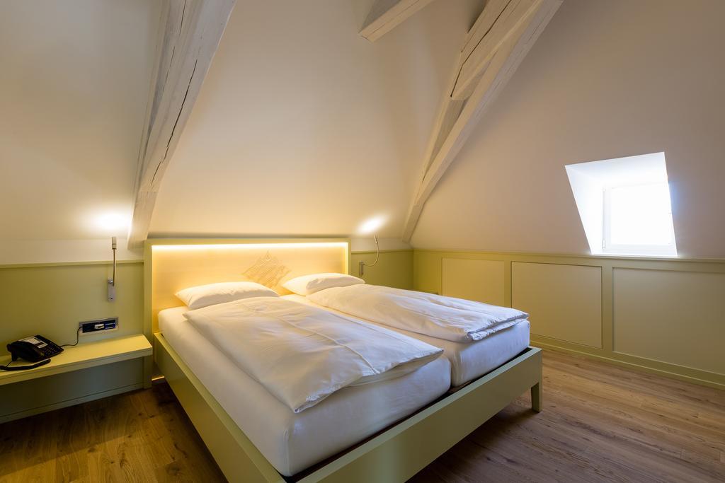 Hotel Krone 스파이처 객실 사진